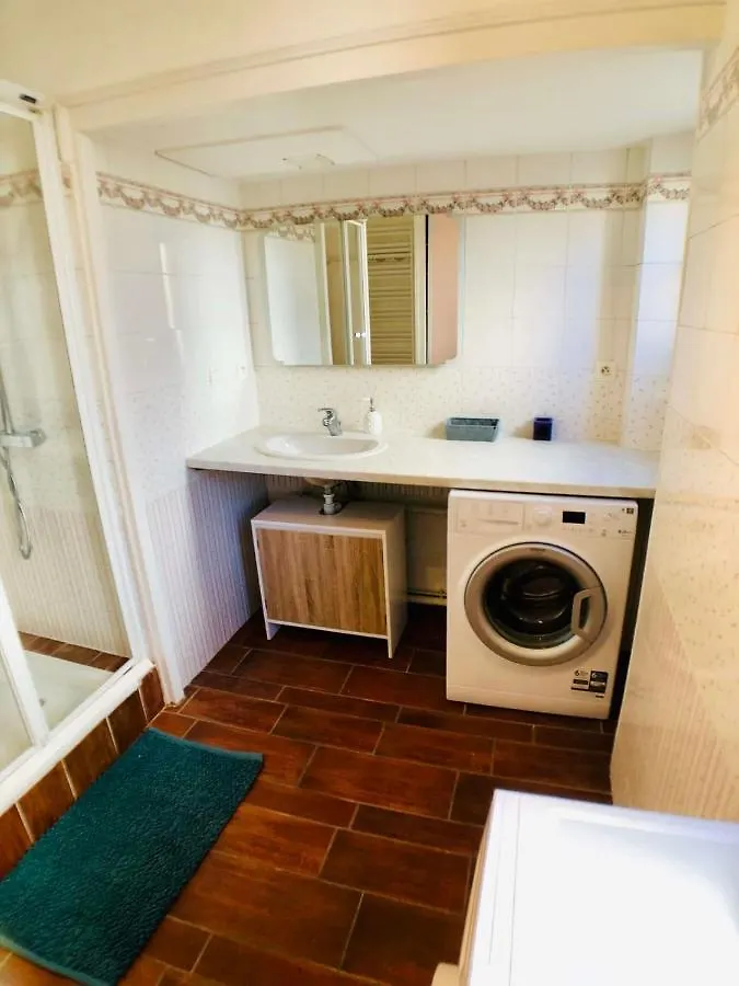 Les Acacias - 2 Bedrooms 70 Sqm Apartment Annecy 0*,  France