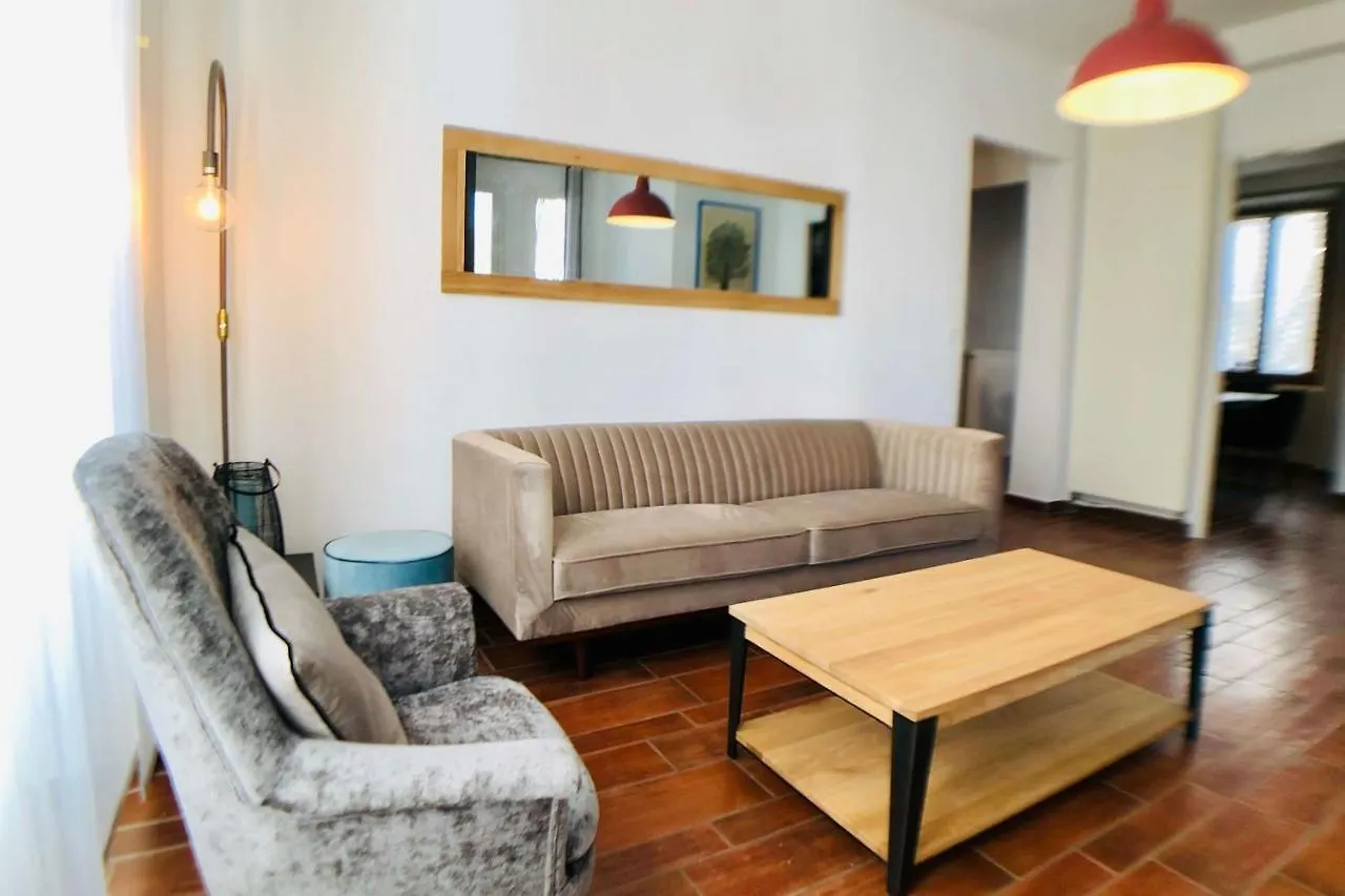 Les Acacias - 2 Bedrooms 70 Sqm Apartment Annecy 0*,  France