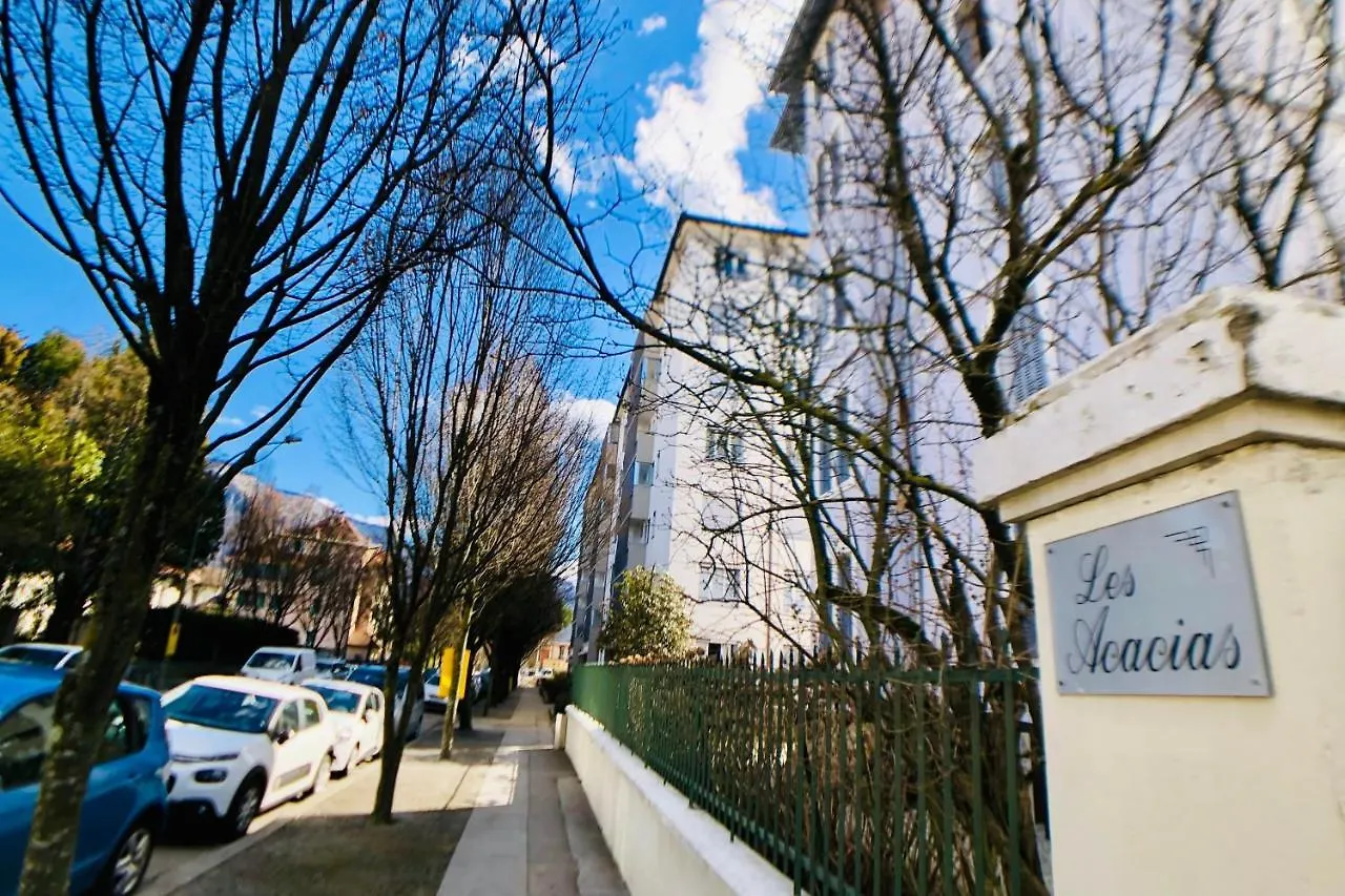 Les Acacias - 2 Bedrooms 70 Sqm Apartment Annecy